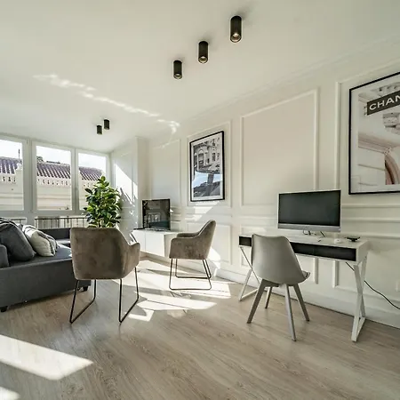 Apartamento Xpce Teatro Square Málaga